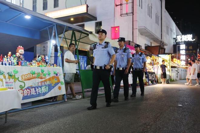 强化显性用警 北京通州警方持续开展夏夜巡防清整专项行动