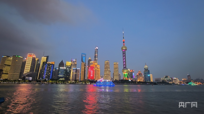 未来五年上海要怎样建设社会主义国际文化大都市？
